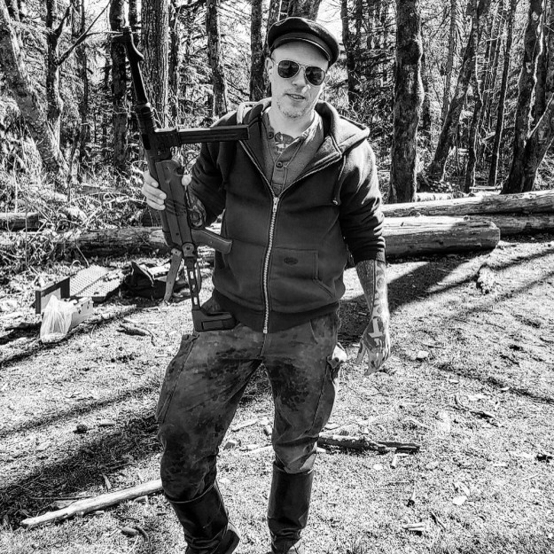 C7BC7DC0-A42C-42EE-9997-A912F31F0FC7